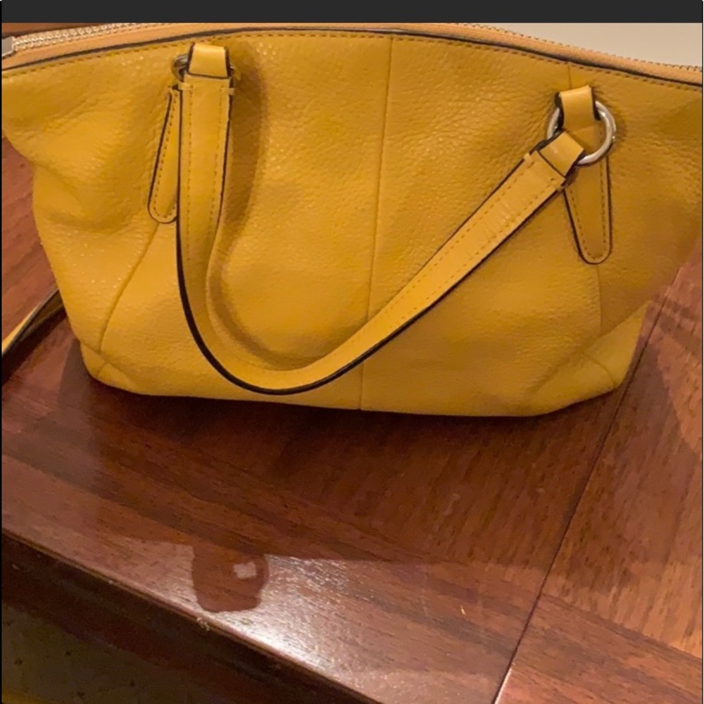 🌸 COACH🌸 Satchel